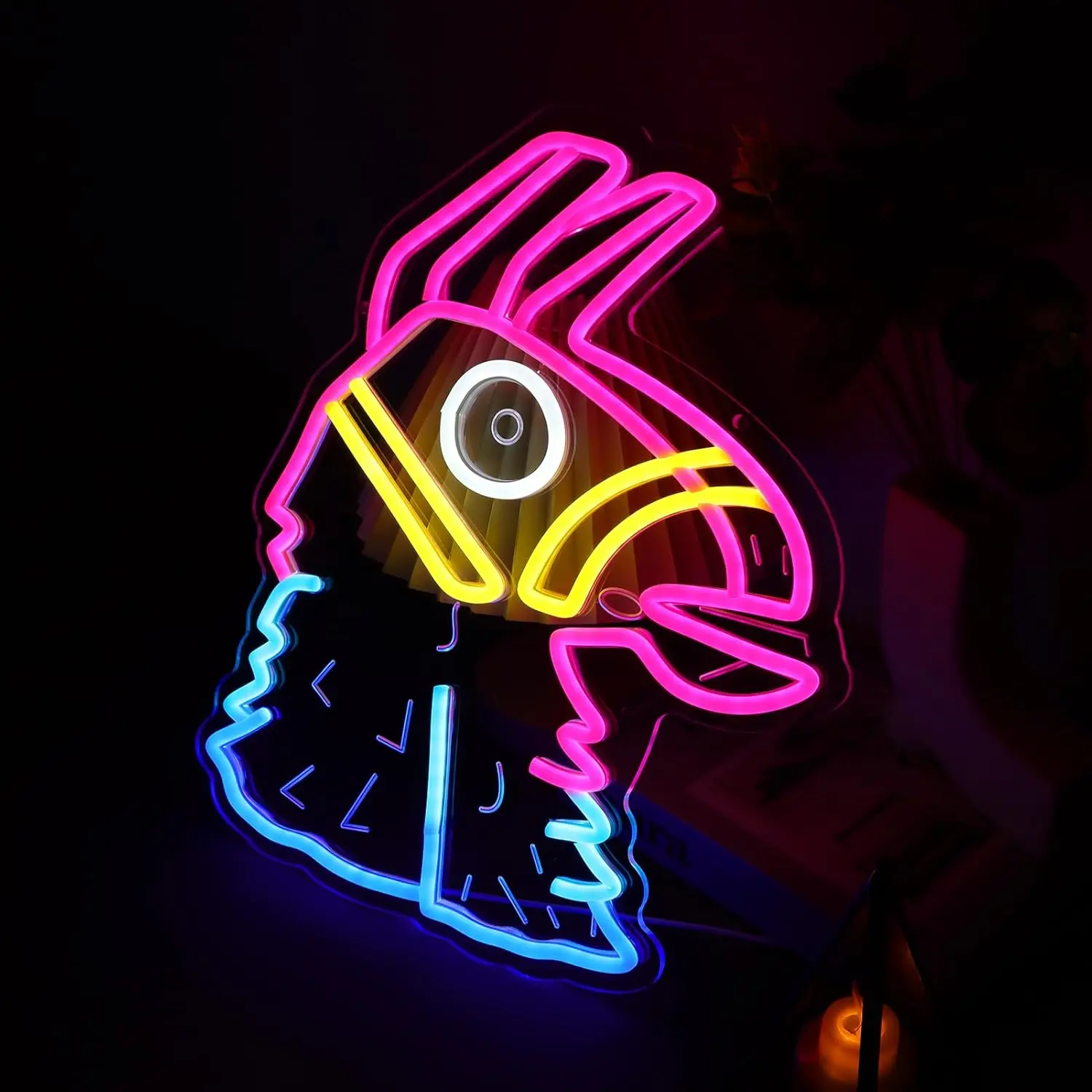 魚のネオンサイン、ピンク、黄色、青、トロピカル、LEDウォー - Aquarium Fish Game のレビューと価格