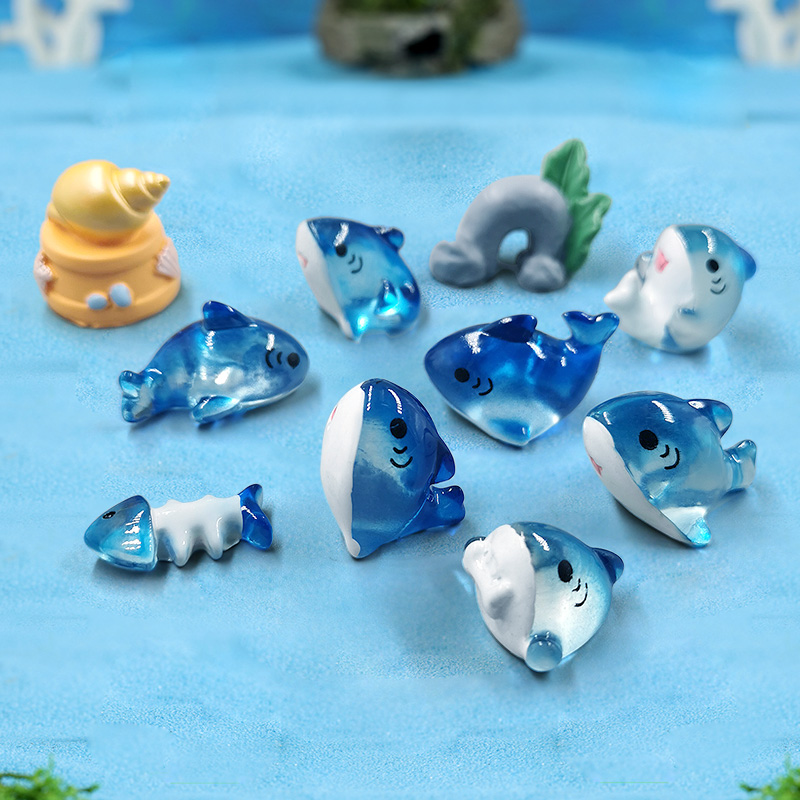 家の装飾のためのモダンなミニチュア漫画の置物,サメ,クジラ, - Aquarium Fish Shark のレビューと価格